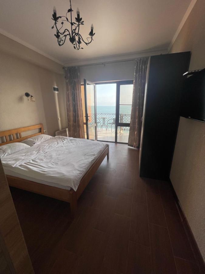 Leon Beach Hotel New Athos Kültér fotó